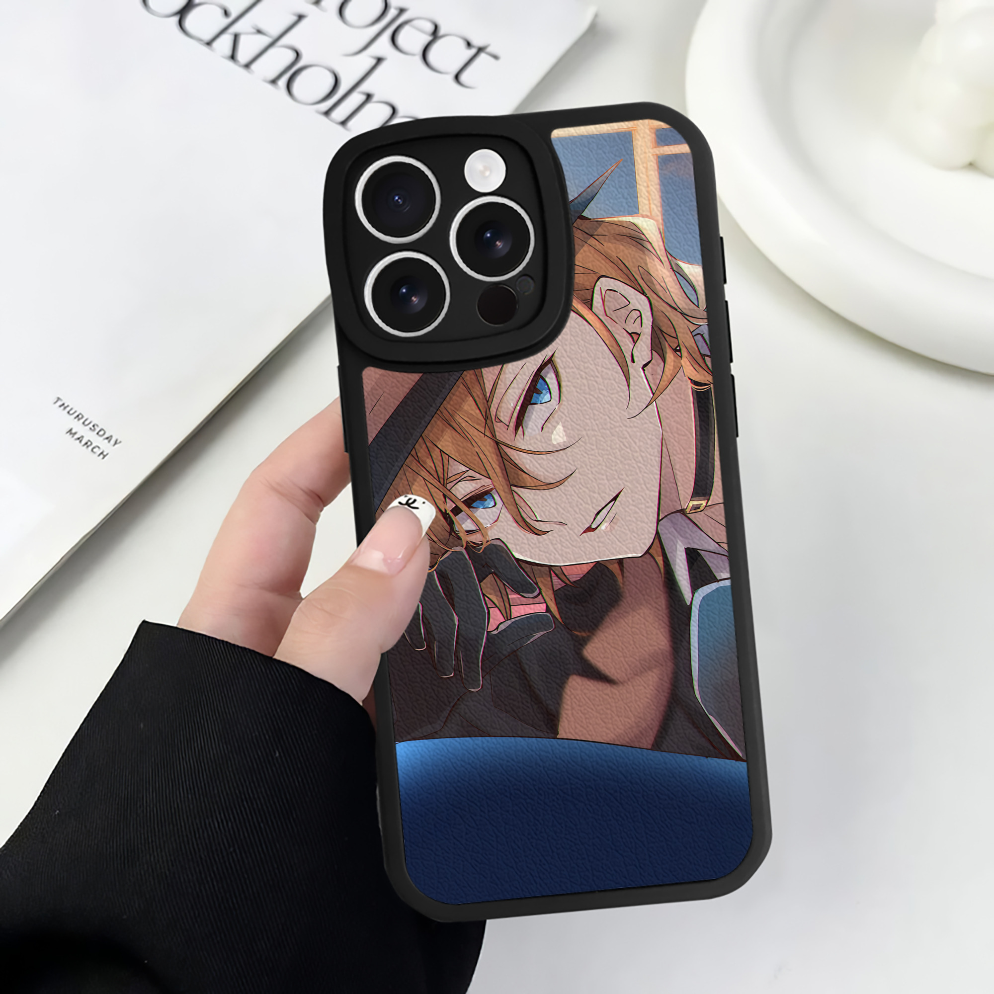 （画像用） 文豪ストレイドッグス Bungo Stray Dogs 【iPhone 16シリーズ対応】シリコンスマホケース（レザー調） 材質：シリコン